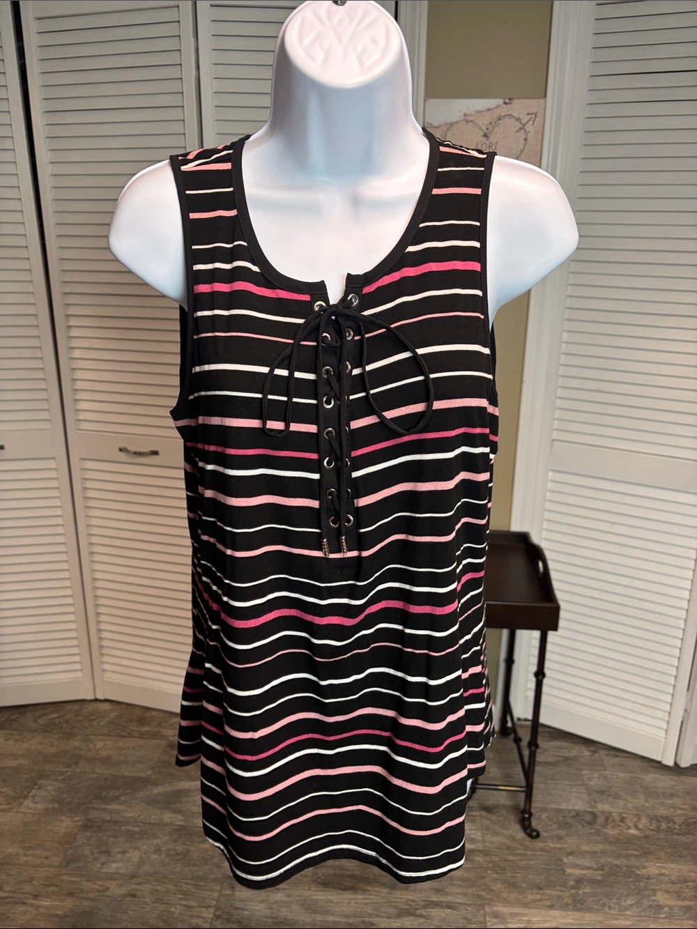 Sleeveless Black Striped Lace-Up Tank Top - Pink & White Stripes